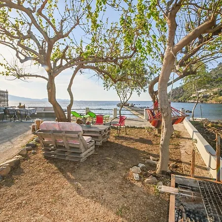 Seaside House In Ravdouha